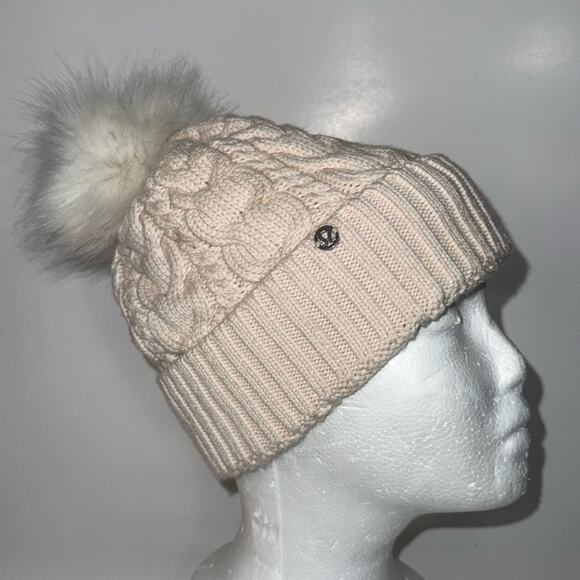 Lululemon cable knit Pom Pom cream winter beanie - Picture 1 of 5